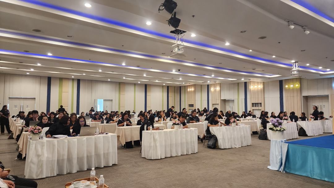 บรรยากาศห้องอบรม ผู้เข้าร่วมจำนวนมาก